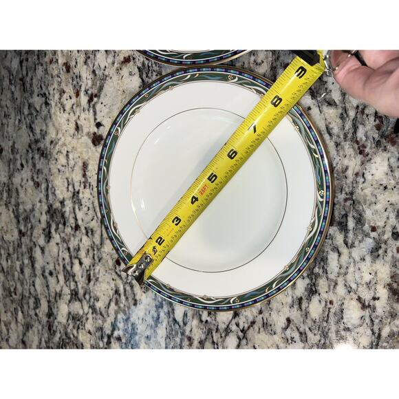 Mikasa Clarendon L3110 Salad Plates Set of 2 Fine China Vtg - Picture 3 of 8